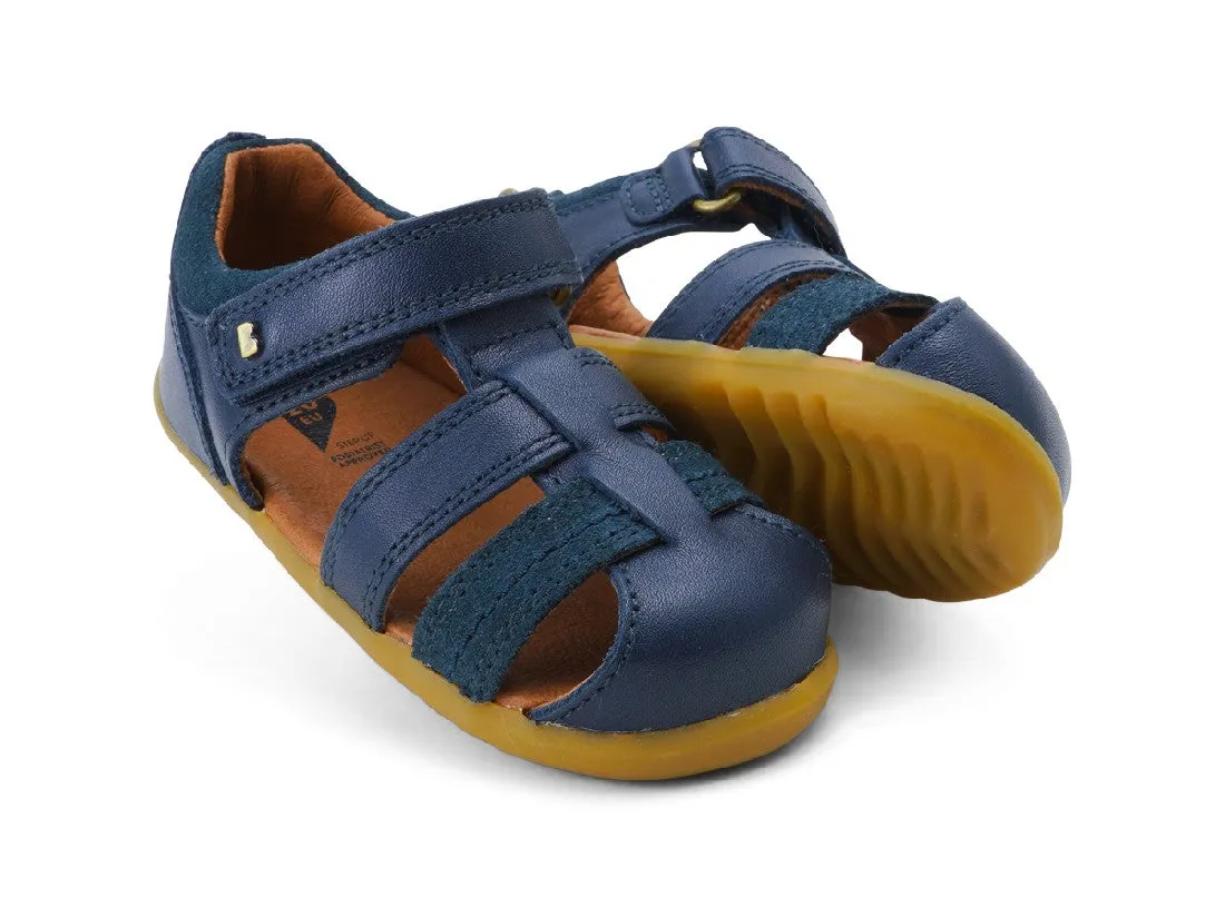 BOBUX - STEP UP ROAM SANDAL: NAVY