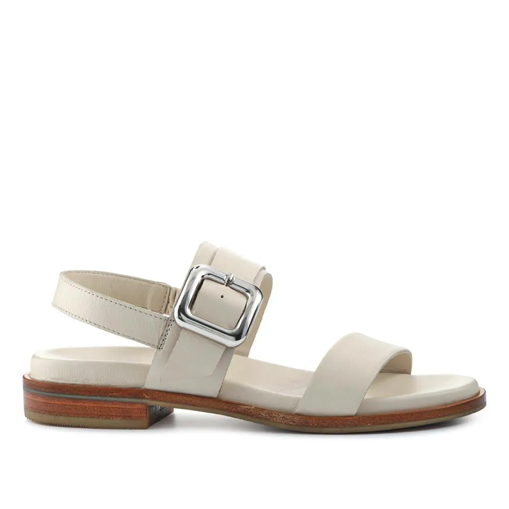Iyla Leather Sandals  - IYLA / 327 170