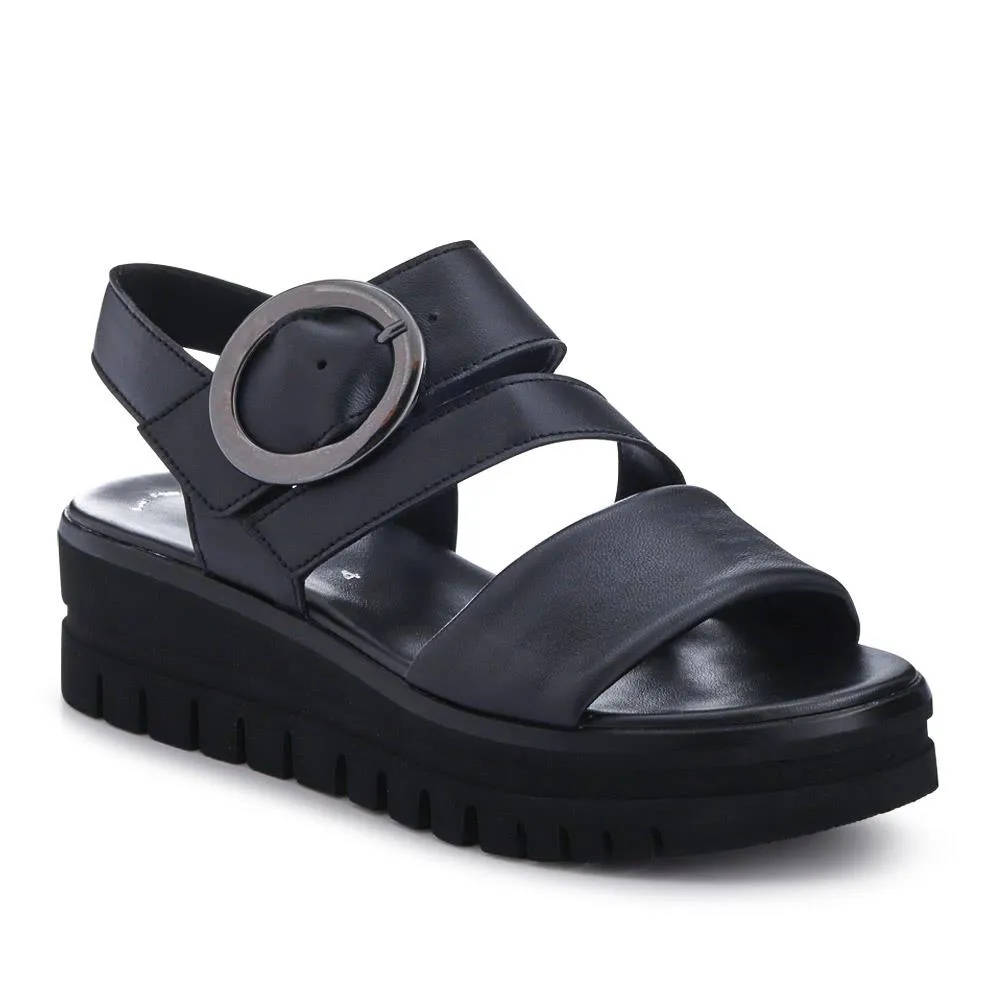 Leather Chunky Buckled Sandals - GAB41510 / 326 995