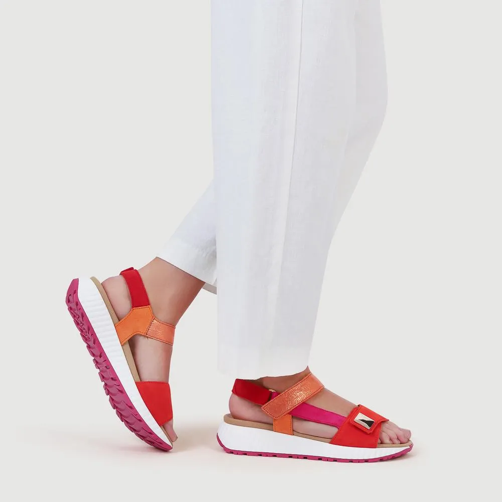 Leather Touch-Fasten Sandals - GAB41509 / 326 994