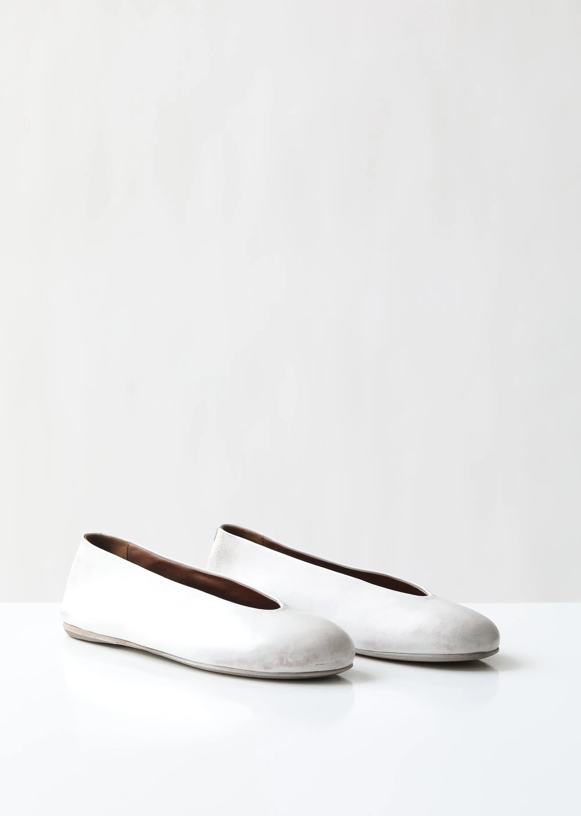 Nespola Distressed Leather Flats